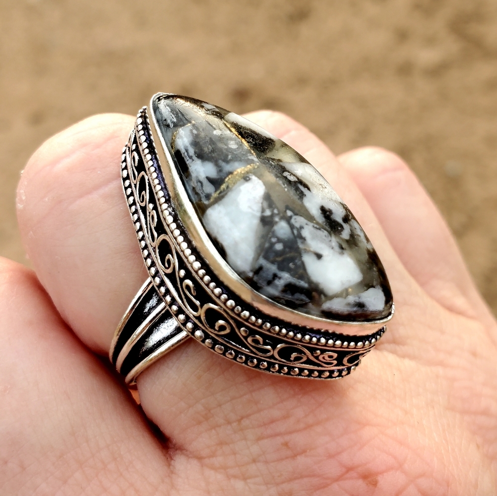 New White Buffalo Antique Design Silver Ring. - Picture 10 of 16